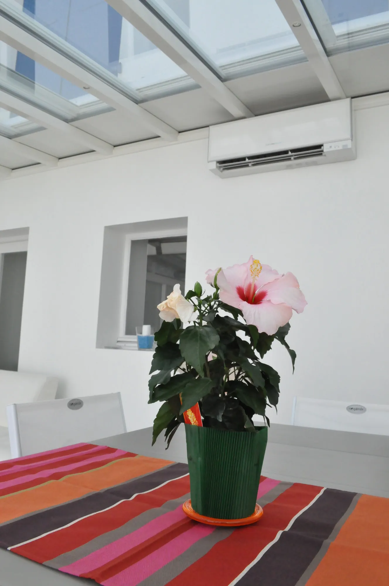 Climatiseur réversible inverter Mitsubishi trisplit MXZ-3F68VF5.